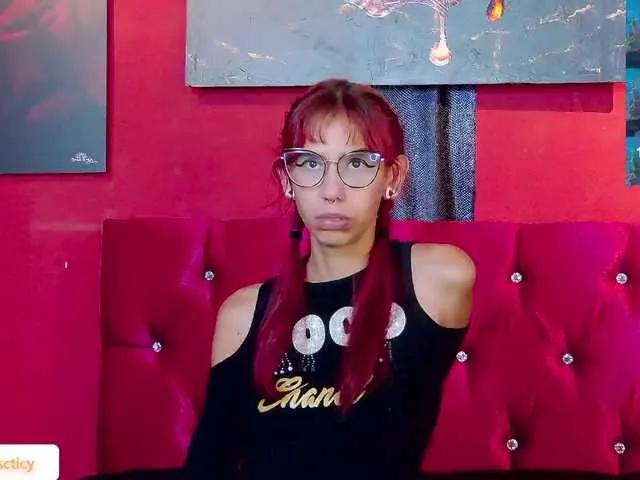 Freechat Lunamistyc on BongaCams