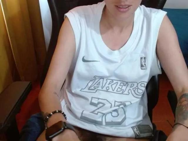 Freechat magicjadee on BongaCams