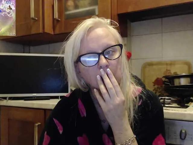 martachatte19 on BongaCams