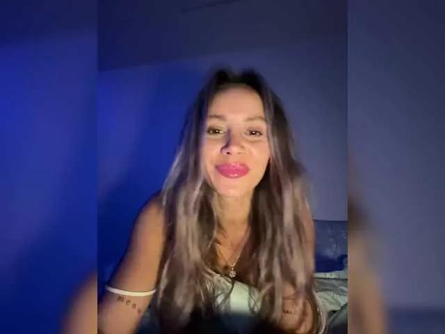 Freechat meow-777 on BongaCams