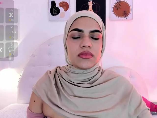 Offline mhia-paris on BongaCams