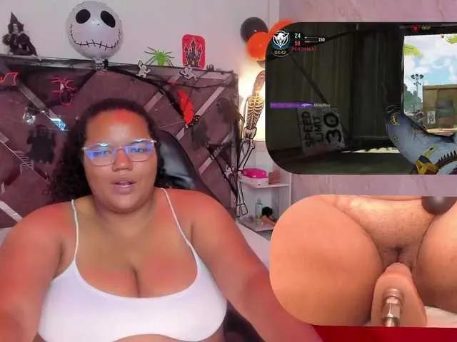 Offline MhiaRey on BongaCams