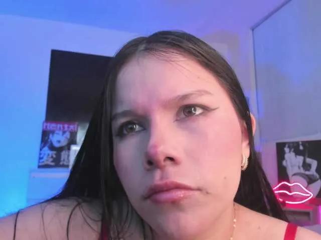 MIA-MORALEZ on BongaCams