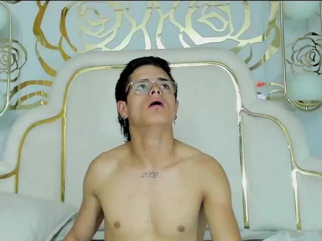 midnightlust-vc on BongaCams