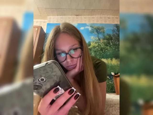 Offline Milana22a on BongaCams