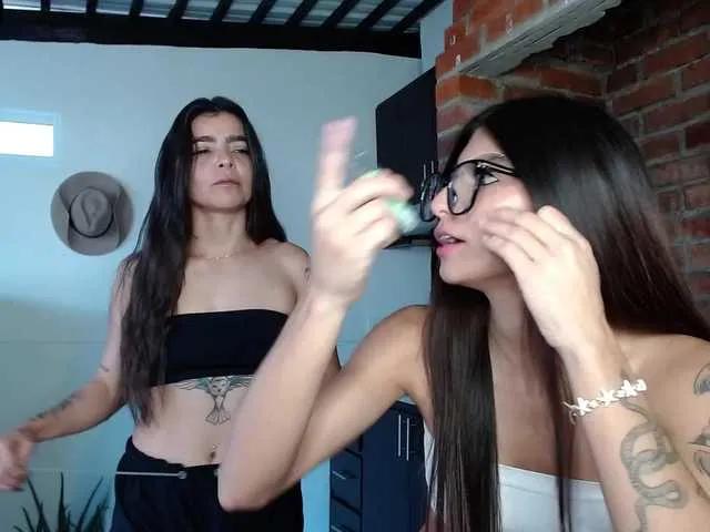 Offline millyxnicoll1 on BongaCams