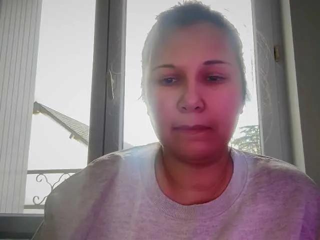 Minettesexy24 — Freechat on BongaCams