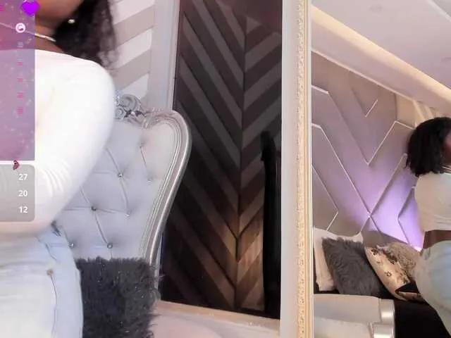 Freechat MissMahalaa on BongaCams