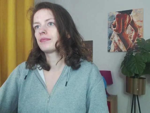 NadineGold on BongaCams