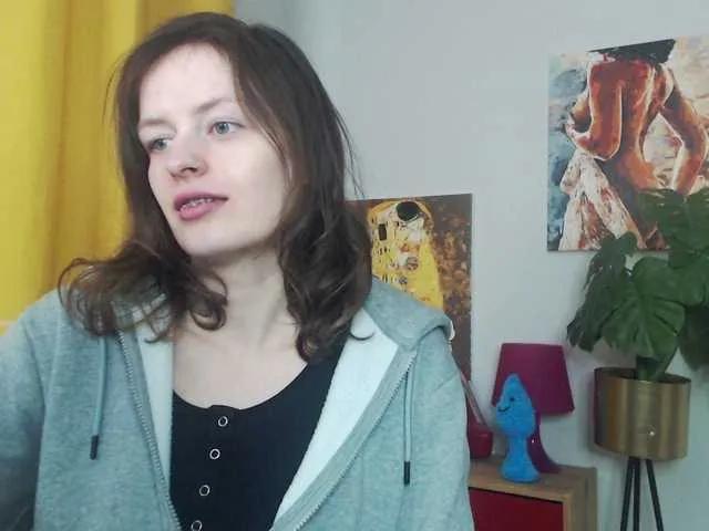 NadineGold on BongaCams