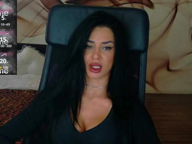 NaomiScarlett on BongaCams