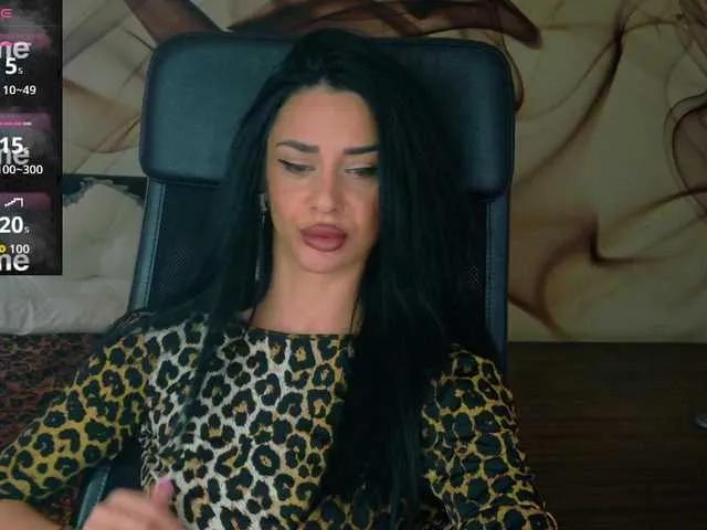 NaomiScarlett on BongaCams