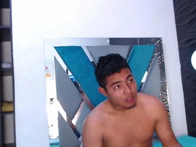 Freechat Naty-And-Maxx on BongaCams