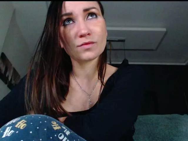 NaughtyHotty on BongaCams