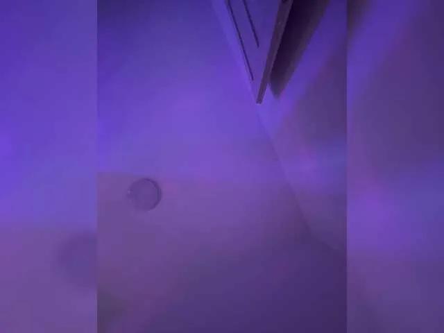 Nestyzz on BongaCams