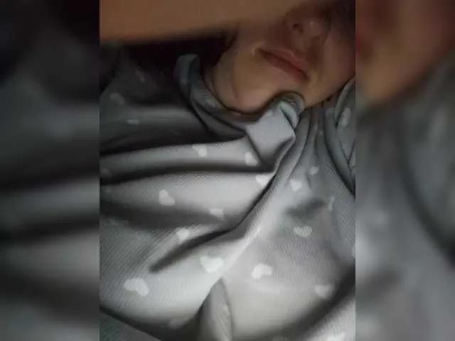 NiKa-ON on BongaCams