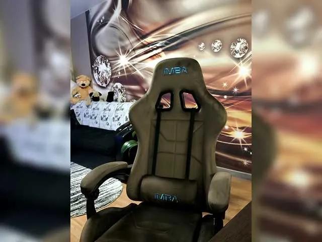 Freechat Paniserca on BongaCams