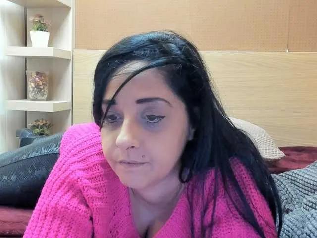 BongaCams PinkySmithxXx is Freechat PinkySmithxXx — Well, those people who do not understand that
it's my job and pay rises for me because I have bills and much more: P
I play with my dog and go out for walks with him.
I go out with friends to go for techno party's and have some sex too.