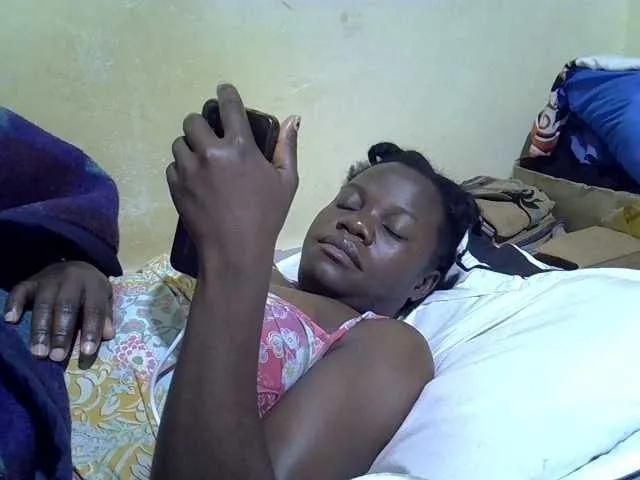 Pretty-doll on BongaCams