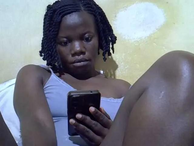 Pretty-doll on BongaCams