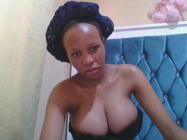 Freechat Prettyebony4 on BongaCams