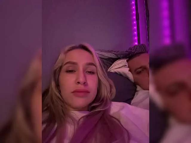 Freechat QueenKing on BongaCams