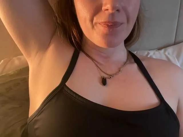 REDHEADROSIE on BongaCams