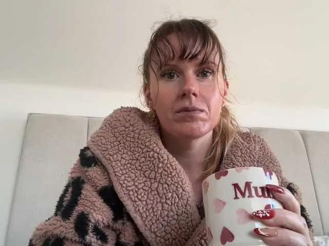 REDHEADROSIE — WHEN YOU SPOIL ME WITH TIPS MAKES MY PUSSY NICE AND WET.....