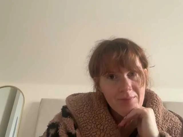 REDHEADROSIE on BongaCams