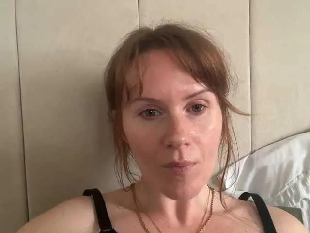 REDHEADROSIE on BongaCams