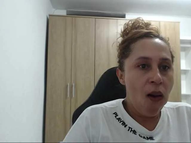 BongaCams RoxanaMilf is Freechat RoxanaMilf — Dare me to do new and kinky things