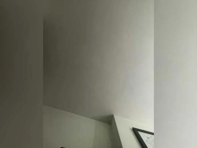 Offline SallyeLeins on BongaCams