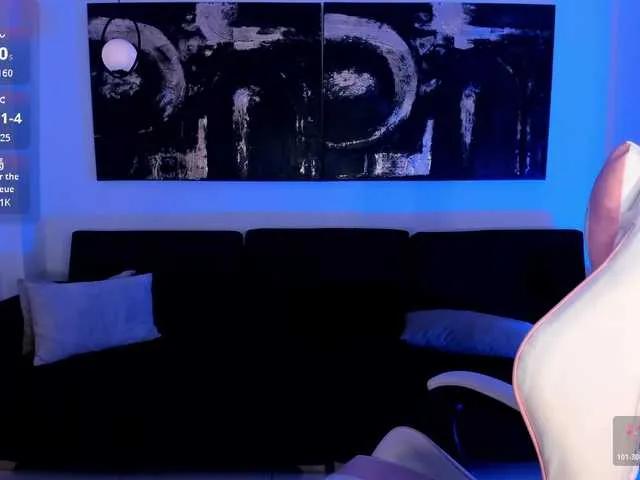 SamanthaKlein — I get horny with educated, kinky people who want to be naughty... I love that they treat me with love, but I love being your bad girl and awakening your darkest desires.