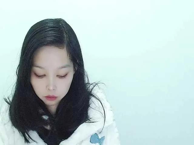 Offline Selinababy99 on BongaCams