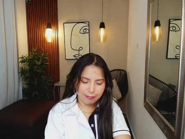 Sharlotte-Milk on BongaCams