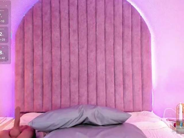 ShaylaDavis on BongaCams