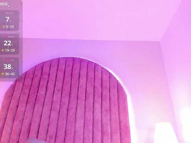 ShaylaDavis on BongaCams