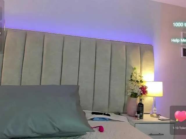 ShaylaDavis on BongaCams