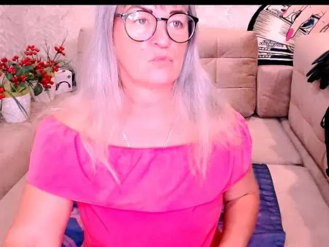 Freechat siberianberry on BongaCams