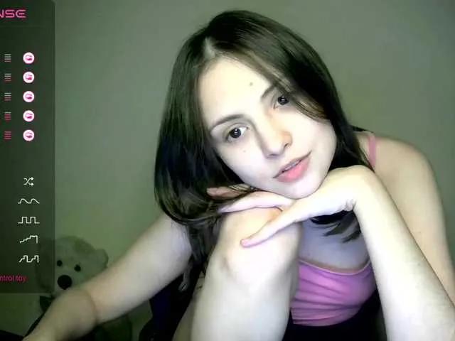 Freechat SilverSaya on BongaCams