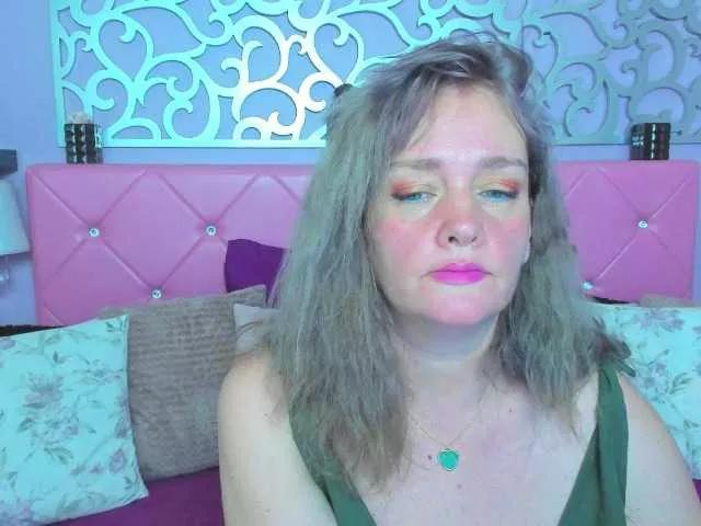 SinFulTitsDD on BongaCams