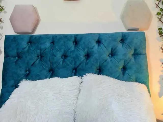 Offline VioletAss on BongaCams