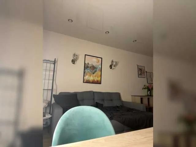 VladaMais on BongaCams