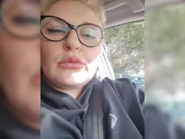 WifeyNusha on BongaCams