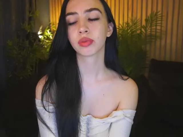 WildKittenX on BongaCams