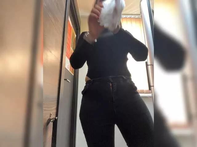 YuliyaLasker on BongaCams