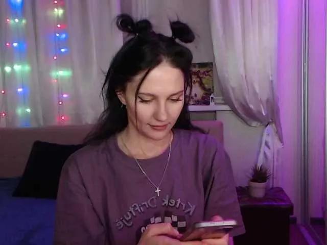 Zlata777 on BongaCams