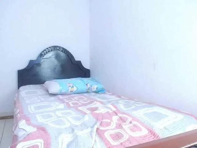 BongaCams Zoe-Monroe is Freechat Zoe-Monroe — It turns me on that you take the first step and take control but I would also like to dominate you and make you only mine