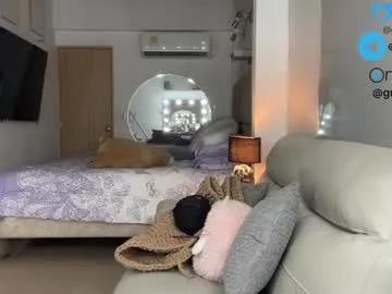 Freechat _gummies15 on Chaturbate