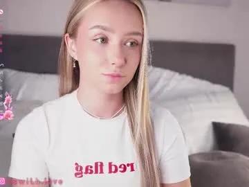 alodiaacomb on Chaturbate